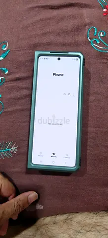 Samsung Galaxy fold 4,clean, no any issue . 12/256, little small crack,