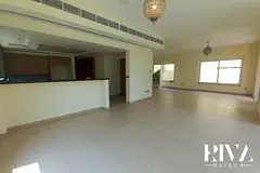 AMAZING 4 BED VILLA | JUMEIRAH PARK | BEST PRICE