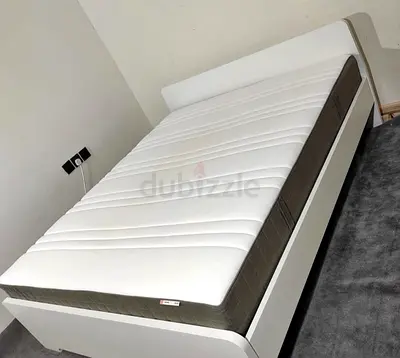 Ikea Askvol king size bed frame with Ikea mattress 180×200cm is available in excellent condition 

✨