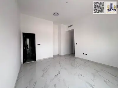 شقة غرفة وصالة بحمامين وبلكونة وتكييف مركزي تصميم عصري ومساحة مريحة في موقع مميز