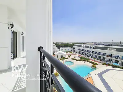 High Floor | Lagoon Pool View | Vacant Soon
