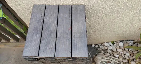 100 Garden Tiles – Great Condition – Cheap Deal! Ready to collect!