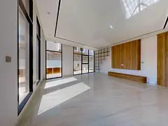 PRIVATE GARDEN | LUXURY FAMILY LIVING | READY