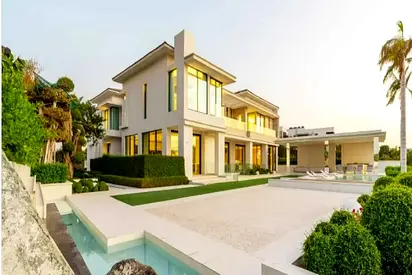 7-Bedroom | the Golf Course View | Large Plot