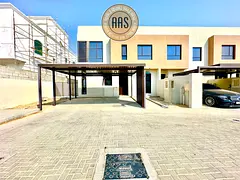SPACIOUS READY TO MOVE 4Bhk villa with study &amp; maids room 2.4 Million