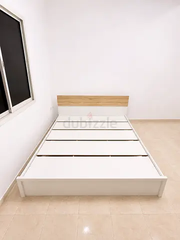 King Size Bed With Brand New Mattress 210x190 CM – Made in Malaysia – Excellent Condition