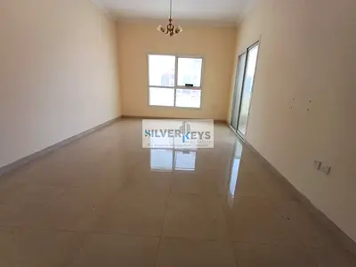 2 BEDROOM FAMILY BUILDING + SPACIOUS APARTMENT+ CLOSED KITCHEN + 1 Big Terrace