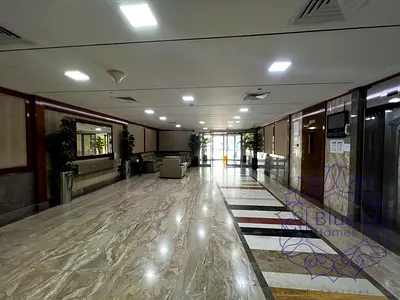 Bright 1 Bedroom Apartment with Stunning Water View & Balcony