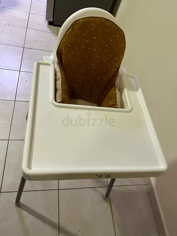 Simple ikea baby high chair -excellent condition