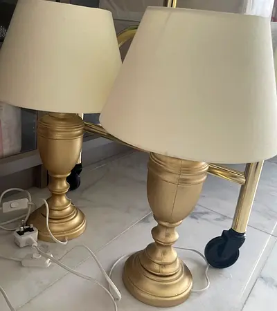 2xl lamp white and gold