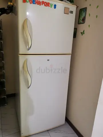 LG 400 ltrs, big fridge for sale, working in good condition