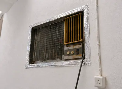 2 Ton Window Air Conditioner for Sale – Powerful Cooling, Well Maintained