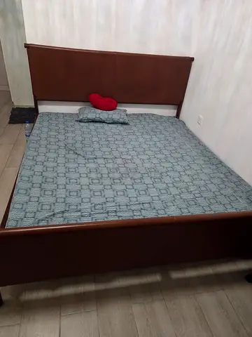 King size bed for sale
