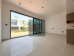 3 BHK for Sale | Fully Renovated | Vacant On Transfer