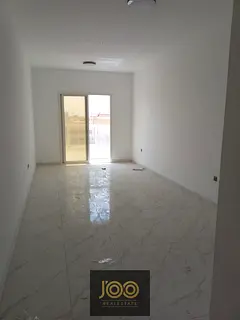 A room and a hall are available for the first resident Different model with the same building 1 bath