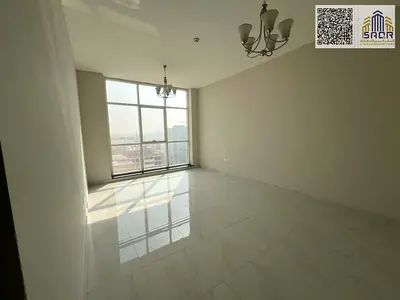 فرصة سكن رائعة شقة غرفتين وصالة مع حمامين وبلكون ومطبخ بتوزيع ذكي وإطلالة مريحة في موقع حيوي
