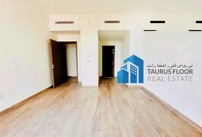 Elegant Luxurious 3BR plus Maidroom Resort Style Family Community
