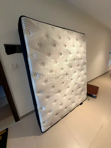 MATTRESS 160x200/ Queen size,FOR URGENT SALE!