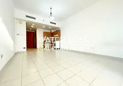 Stunning Lake View | Parking | Balcony Lago Vista