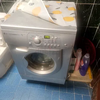 LG Front Load Washing Machine 7kg - Good Working Condition