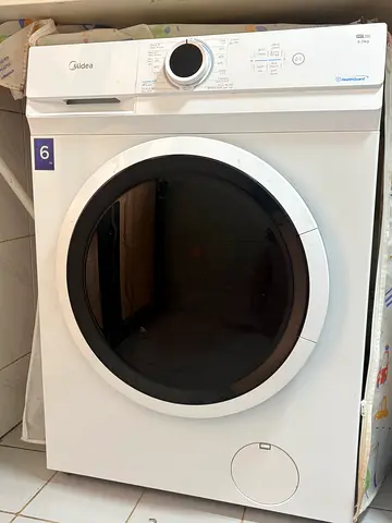 Midea Front Load washing machine- Used few times - Excellent condition