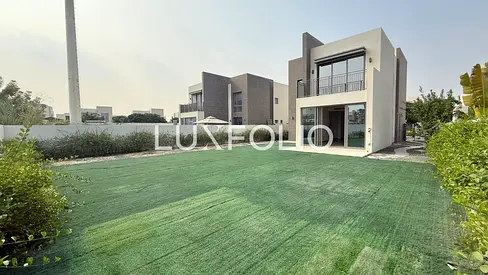 Biggest Plot | Vacant NOW | Best price