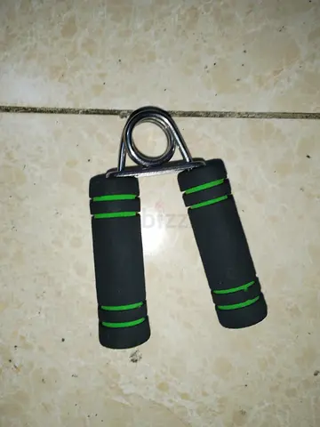 Foam Hand Grip Strengthener - Compact Resistance Trainer