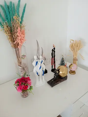 **100 AED** Excellent deal!! Assorted Decorative Figurines and Ornaments - Collection