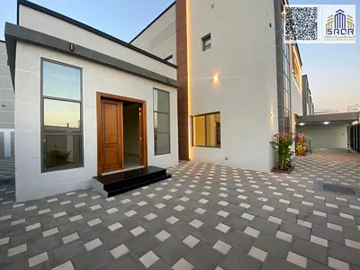 An exceptional opportunity to own a modern and upscale villa. Land area: 5,500 square feet.