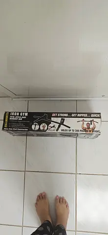 Wall mounted Iron Gym Pull Up Bar (Doorway Chin-Up Bar) - Brand new - unused.