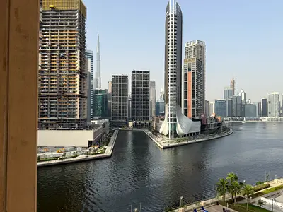 STUNNING BURJ CANAL VIEW| UPGRADED 1BHK| VACANT