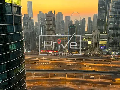 Upgraded Kitchen Appliances | Near Metro DMCC