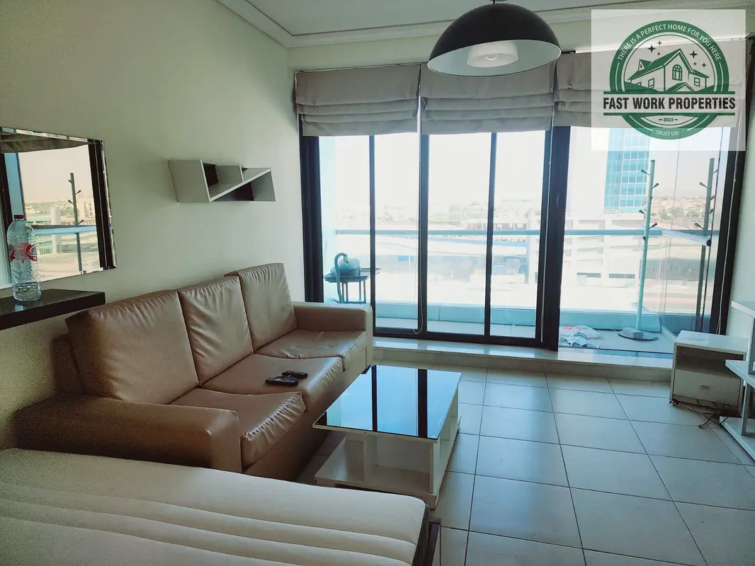 استوديو مفروش | Goldcrest Views 2 | الوصول إلى الشرفة والمسبح