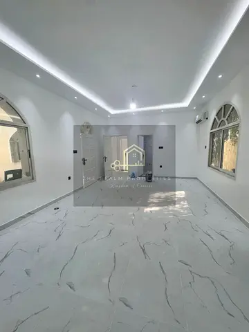 **RENOVATED** 4BR SINGLE STOREY PRIVATE VILLA IN RASHIDIYA