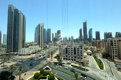 Unique | Study | Burj View | Fully Furnished