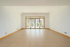 Vacant | Park View | Low Floor