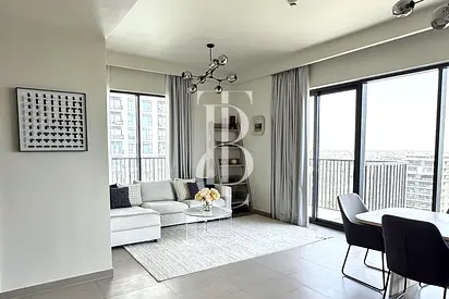 Rare Corner 3BR+M | Park View | Newly Renovated