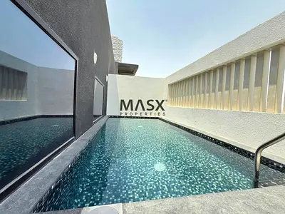 Private Pool | Spacious 3 + Store | Vacant Now
