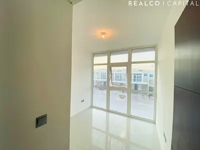 Hot Deal 3 Bedrooms Unfurnished Single Row