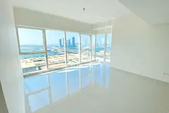 Panoramic and Palm Views | No Balcony