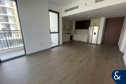 Corner Unit | Low Floor | Vacant