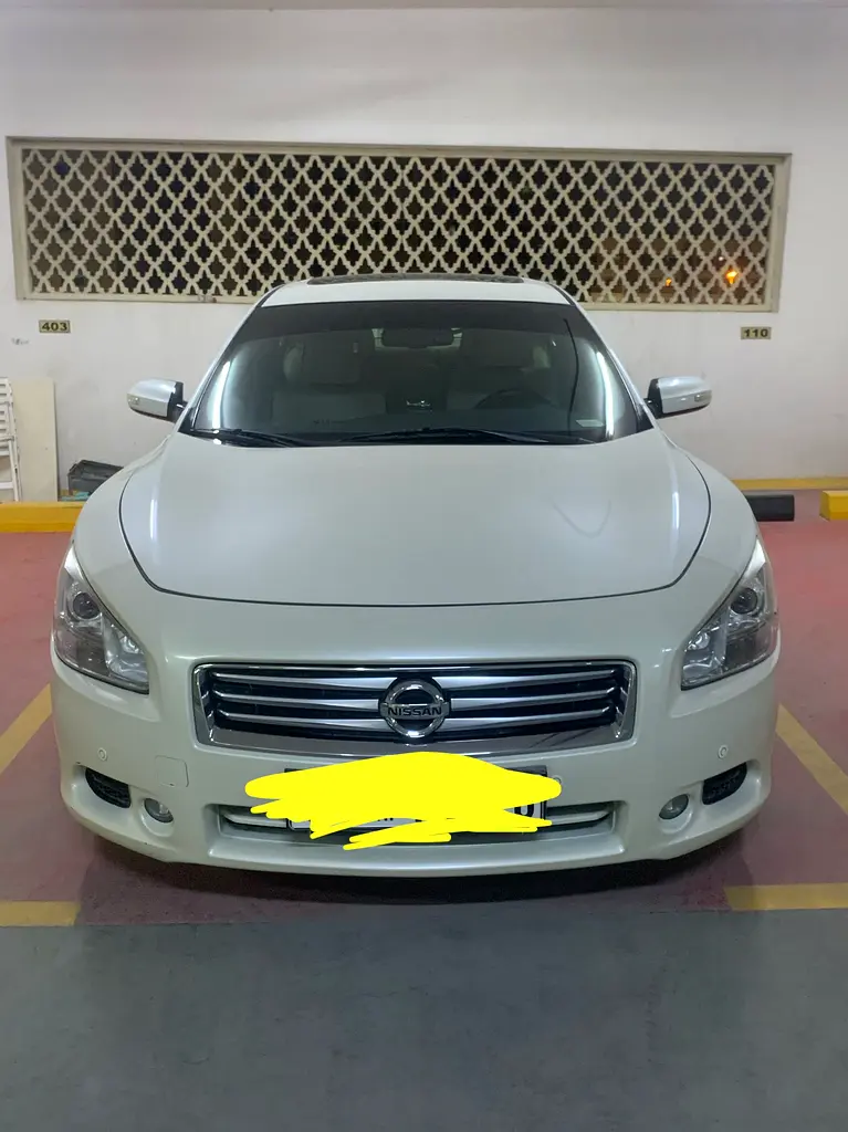 Nissan Maxima 2015 — photo 1 of 7