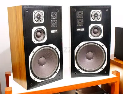 Yamaha NS 590 Vintage Stereo Speakers