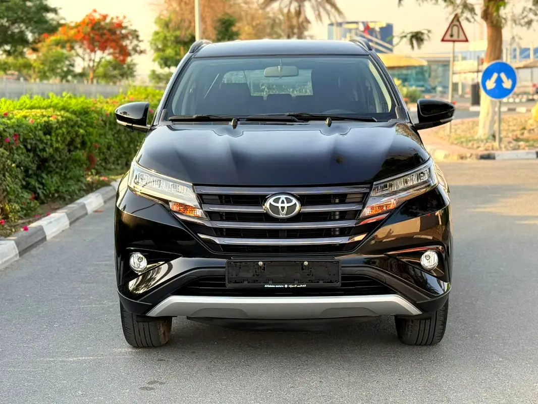 Toyota Rush 2023 — photo 1 of 14
