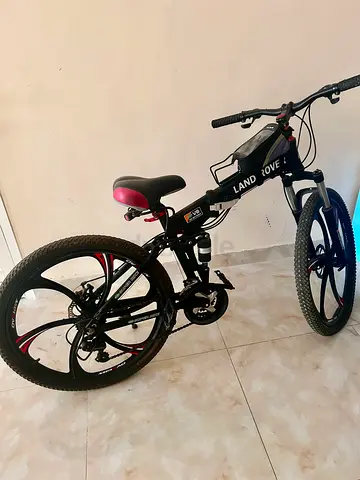 Land Rover Foldable Mountain Bike with attached phone case - Good Condition