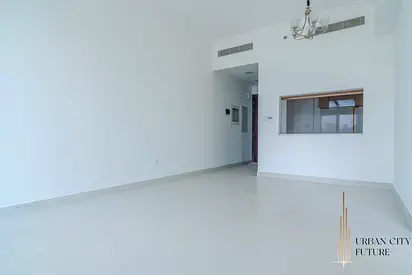 LIMITED OFFER ONLY - WELL MAINTAINED - READY 2 MOVE IN