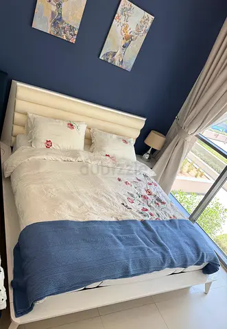 King bed