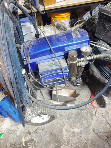 Used Graco SmartControl Paint Sprayer Machine (portable trolley) - Working Condition