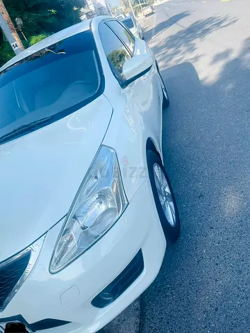 Nissan Tiida 2015 - Great condition