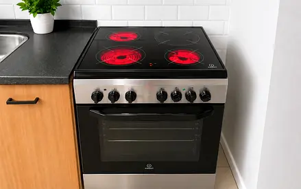 Indesit Electric Cooker 60cm + Oven / 3 Hubs Working / IMPZ Pickup